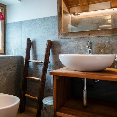 La Casa Dei Nonni Lägenhet Valtournenche